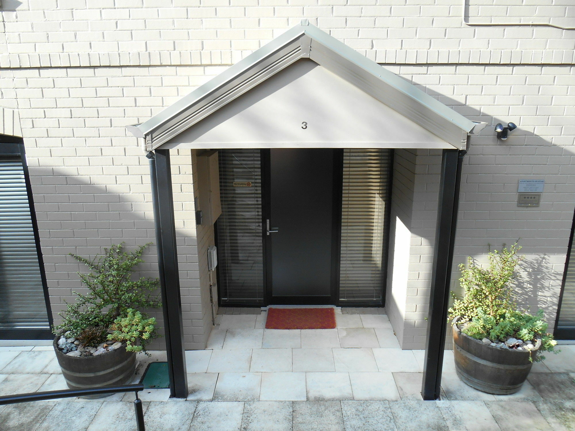 Apartments On Star Sandy Bay Exterior photo